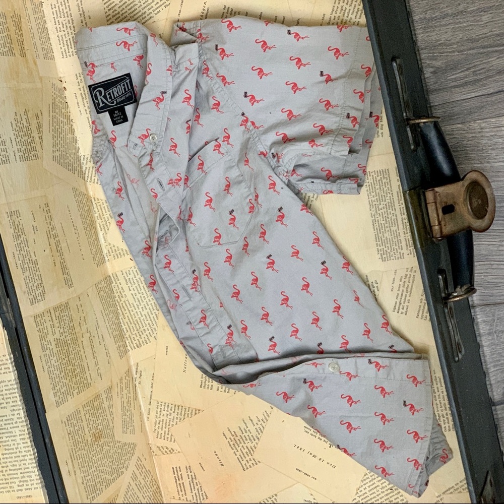 RETROFIT SHORT SLEEVE BUTTON DOWN SHIRT!